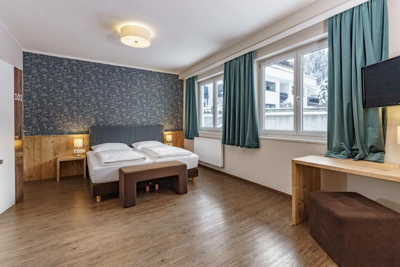 Landhaus Hubertus Wellness & Breakfast Schladming Bagian luar foto