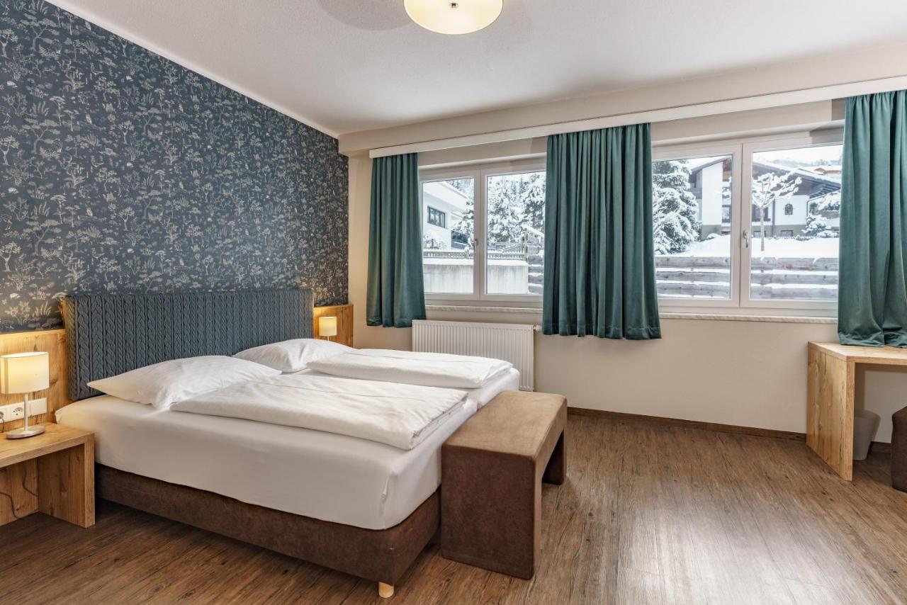 Landhaus Hubertus Wellness & Breakfast Schladming Bagian luar foto