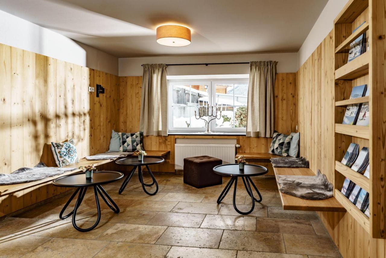 Landhaus Hubertus Wellness & Breakfast Schladming Bagian luar foto