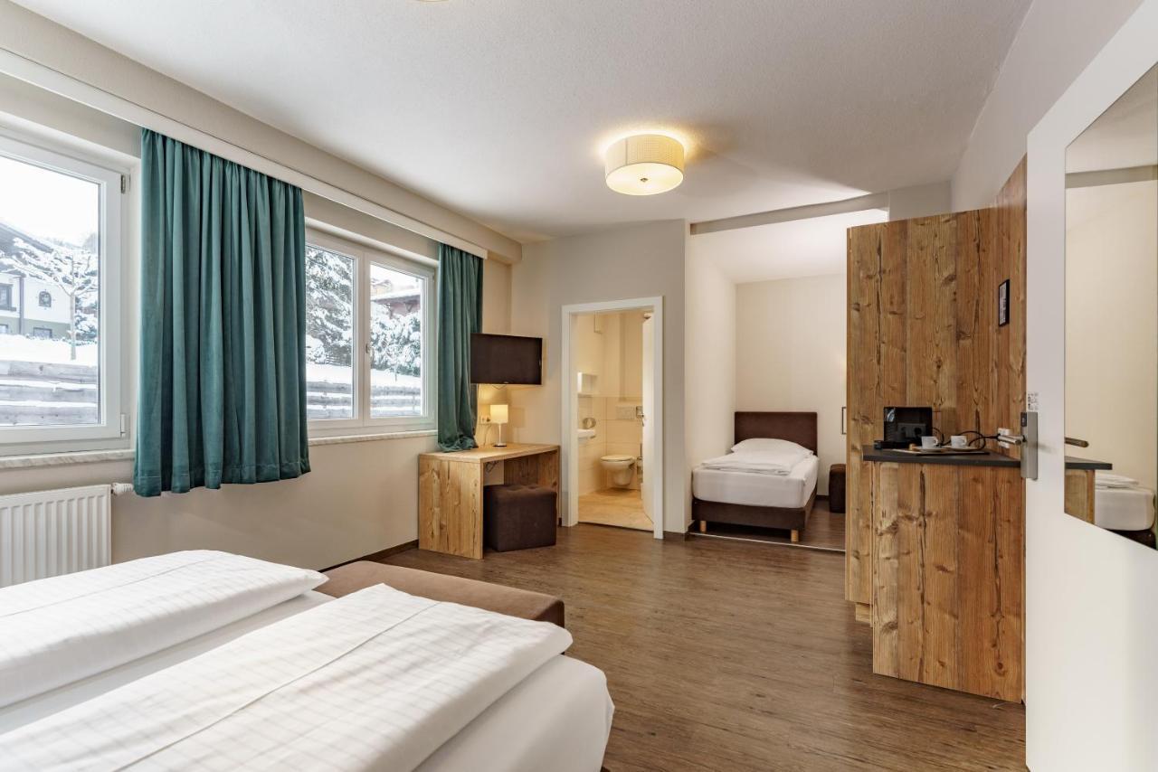 Landhaus Hubertus Wellness & Breakfast Schladming Bagian luar foto